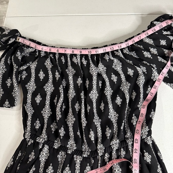 A.U.W. On/Off Shoulder Jumpsuit Black/White Print Wide Leg Bows Women’s Size 10 - Picture 6 of 14